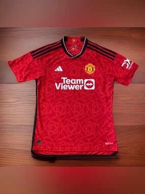Manchester United FC Jersey Adidas size L Large Official Soccer Futbol